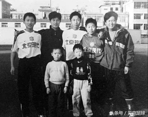 鐖卞痉闈掕,鐖卞痉瓒虫牎