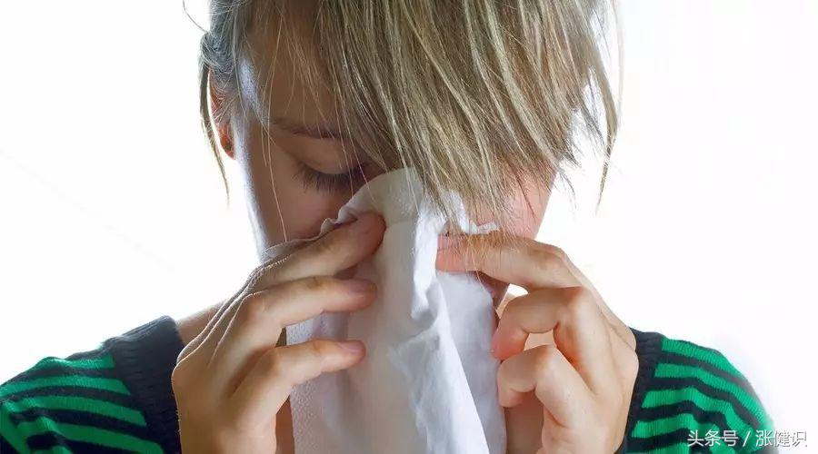 打喷嚏次数的意思,打喷嚏三四次代表什么