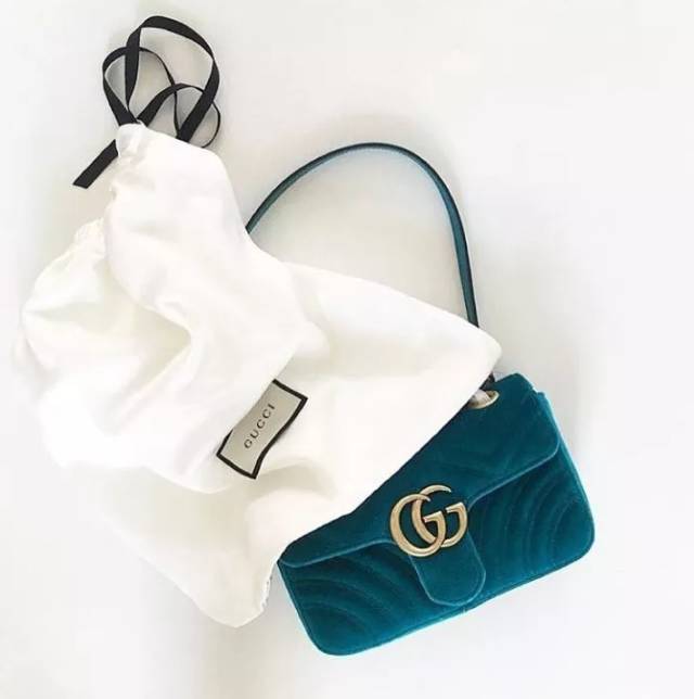 出门也能拎的包包,出门能装东西的包包