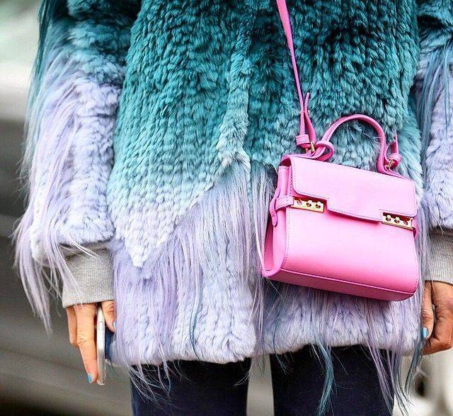 出门也能拎的包包,出门能装东西的包包