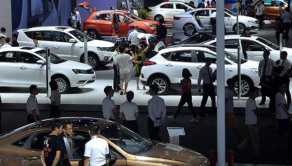 4s店和汽车超市,买车旗舰店和4s店
