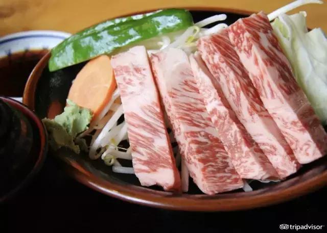 浴衣美食,舒适而又温暖的温泉