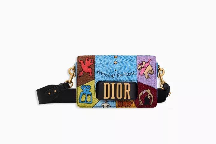 出门也能拎的包包,出门能装东西的包包