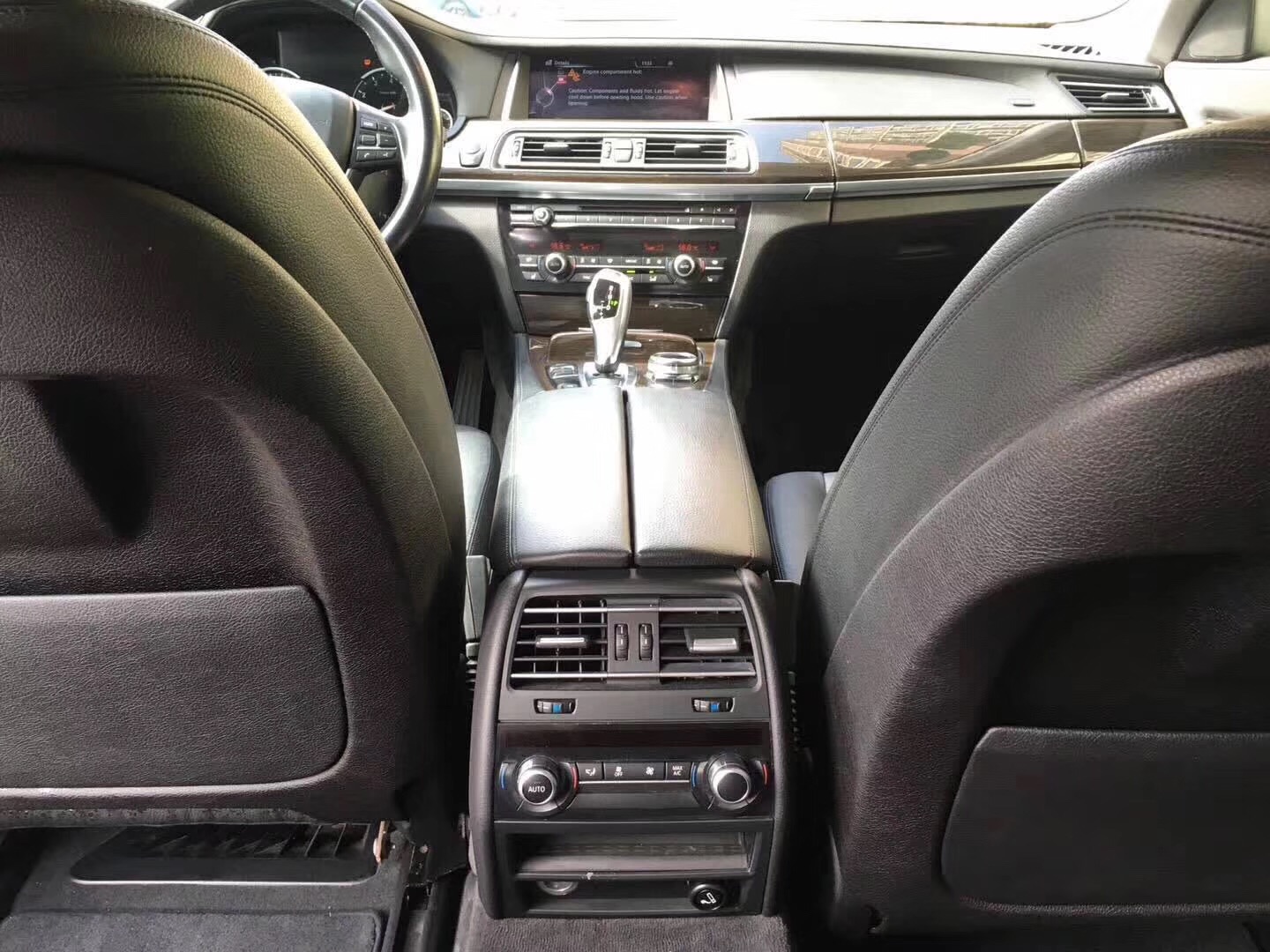 宝马新740落地多少钱,宝马740落地价2020款