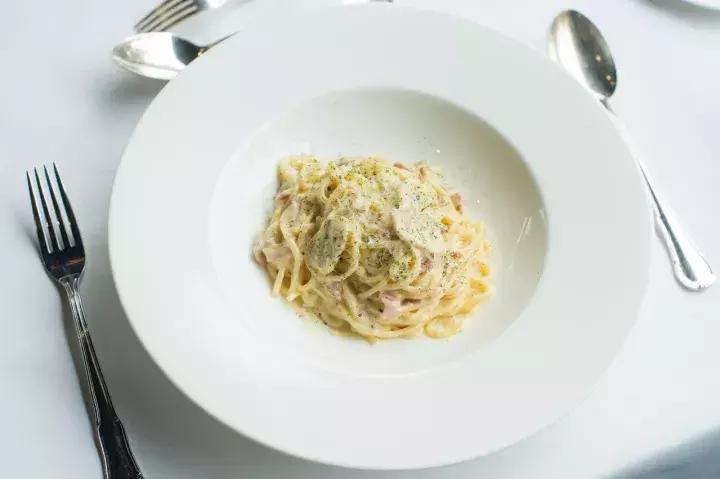 罗莱夏朵杭州紫萱度假村招聘,罗莱夏朵紫萱度假村logo