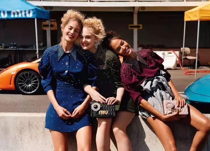 出门也能拎的包包,出门能装东西的包包