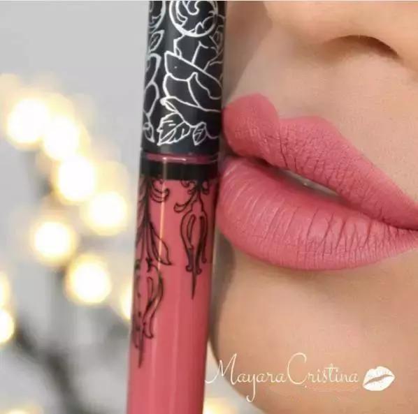 涂对口红,眼妆画成熊猫,也是伪素颜!