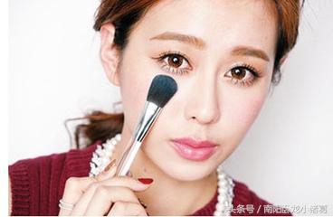 化妆如何让眼睛变大有神,化妆如何让眼睛变大不用假睫毛