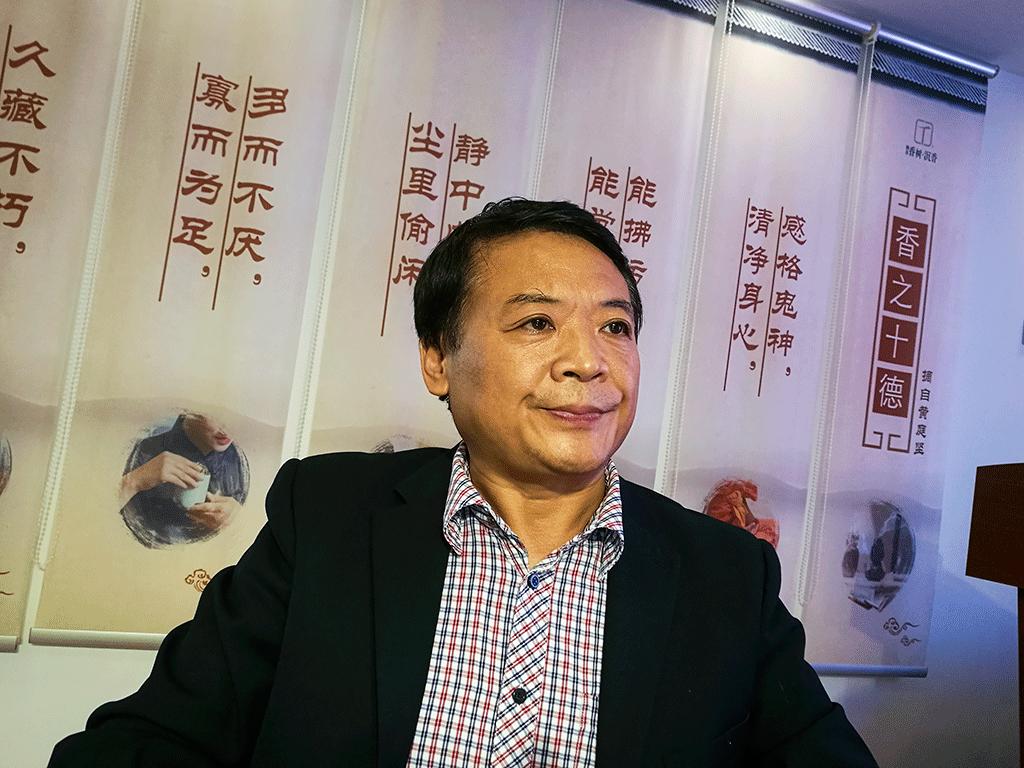 花间一缕魂,随风信邈邈——“闻香识海南”香烟缭绕余韵长