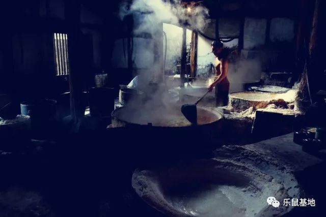 “水煮”:不要被寡淡的名字迷惑,麻辣香醇才是真正的我