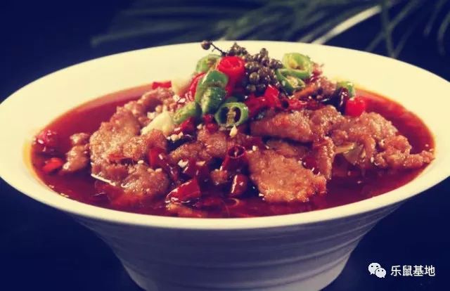 “水煮”:不要被寡淡的名字迷惑,麻辣香醇才是真正的我