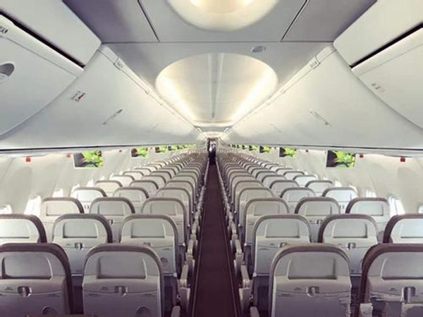 飞机预约座位选哪个座位比较好,飞机哪个座位比较舒适
