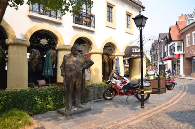 最成功的文旅小镇,只一眼就让你爱上一座城市