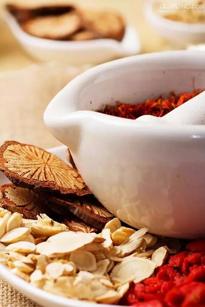 为什么秋冬天更容易“经行腹痛”？