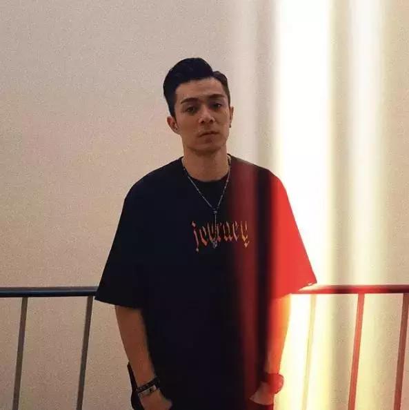 不看这个「比比鸟头」教程，你离潮男柏豪就差十万九千个乐少峰！