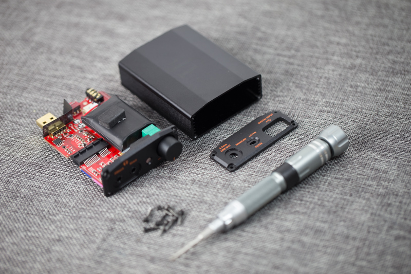 体验英伦之声,iFinanoiDSDBL解码耳放一体机评测