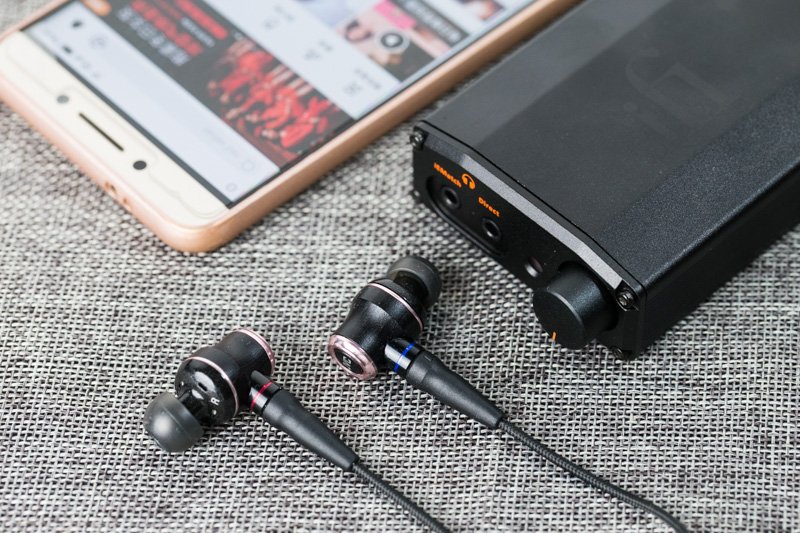 体验英伦之声,iFinanoiDSDBL解码耳放一体机评测