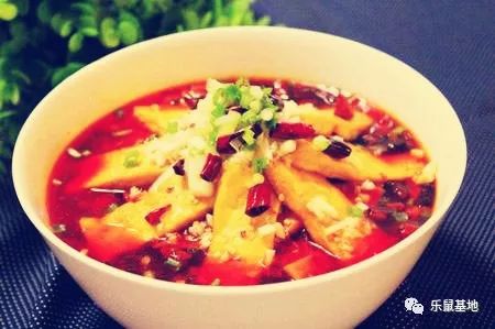 “水煮”:不要被寡淡的名字迷惑,麻辣香醇才是真正的我