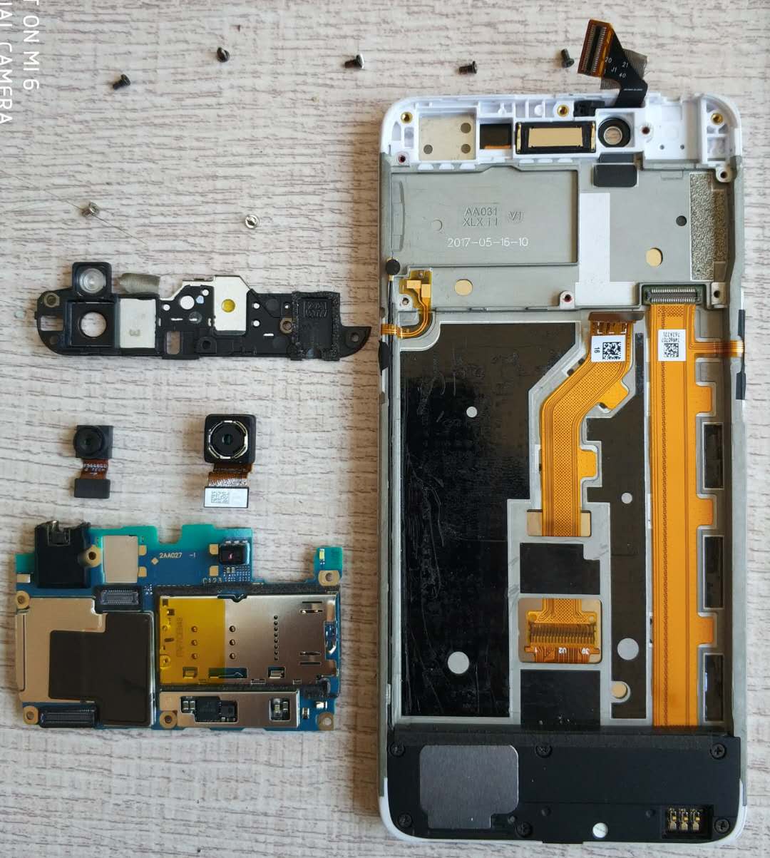 opporeno4pro手机进水了怎么办,oppo手机进水开不了机维修过程