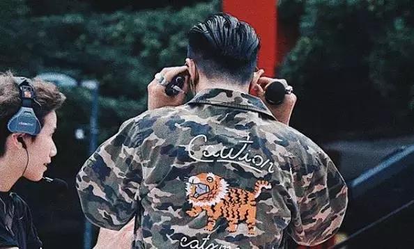 不看这个「比比鸟头」教程，你离潮男柏豪就差十万九千个乐少峰！