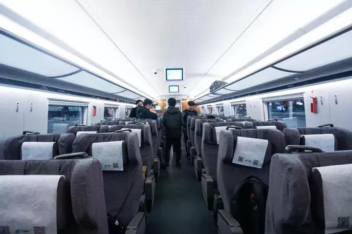 收藏！西成高铁12月6日开通，青白江人的独家攻略来啦！