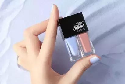 秋冬好看的指甲色,秋冬最适合的指甲油颜色多色搭配