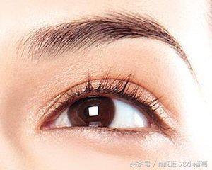 化妆如何让眼睛变大有神,化妆如何让眼睛变大不用假睫毛