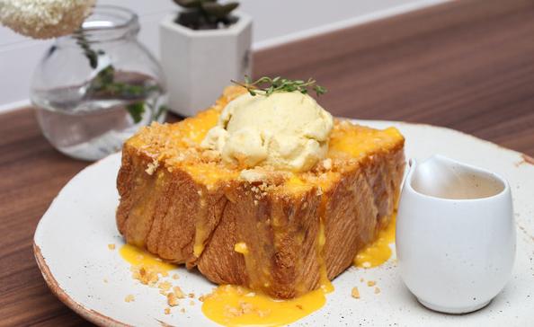 泰国冰品店奇维奇娃登台泰式奶茶雪冰再搭上珍珠好迷人