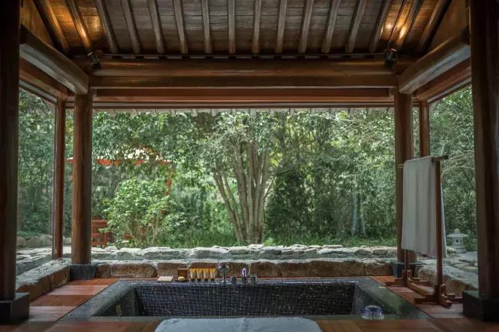 罗莱夏朵杭州紫萱度假村招聘,罗莱夏朵紫萱度假村logo