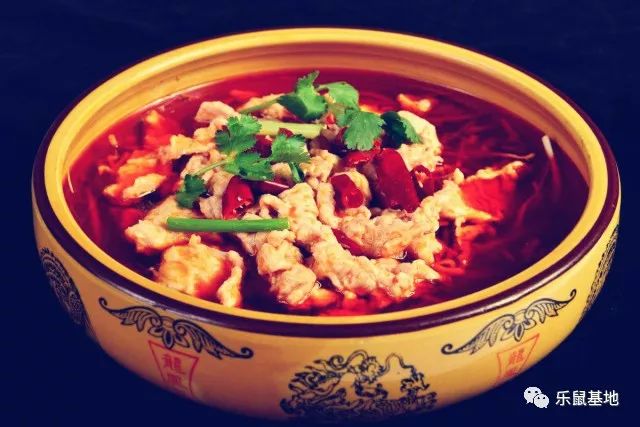 “水煮”:不要被寡淡的名字迷惑,麻辣香醇才是真正的我