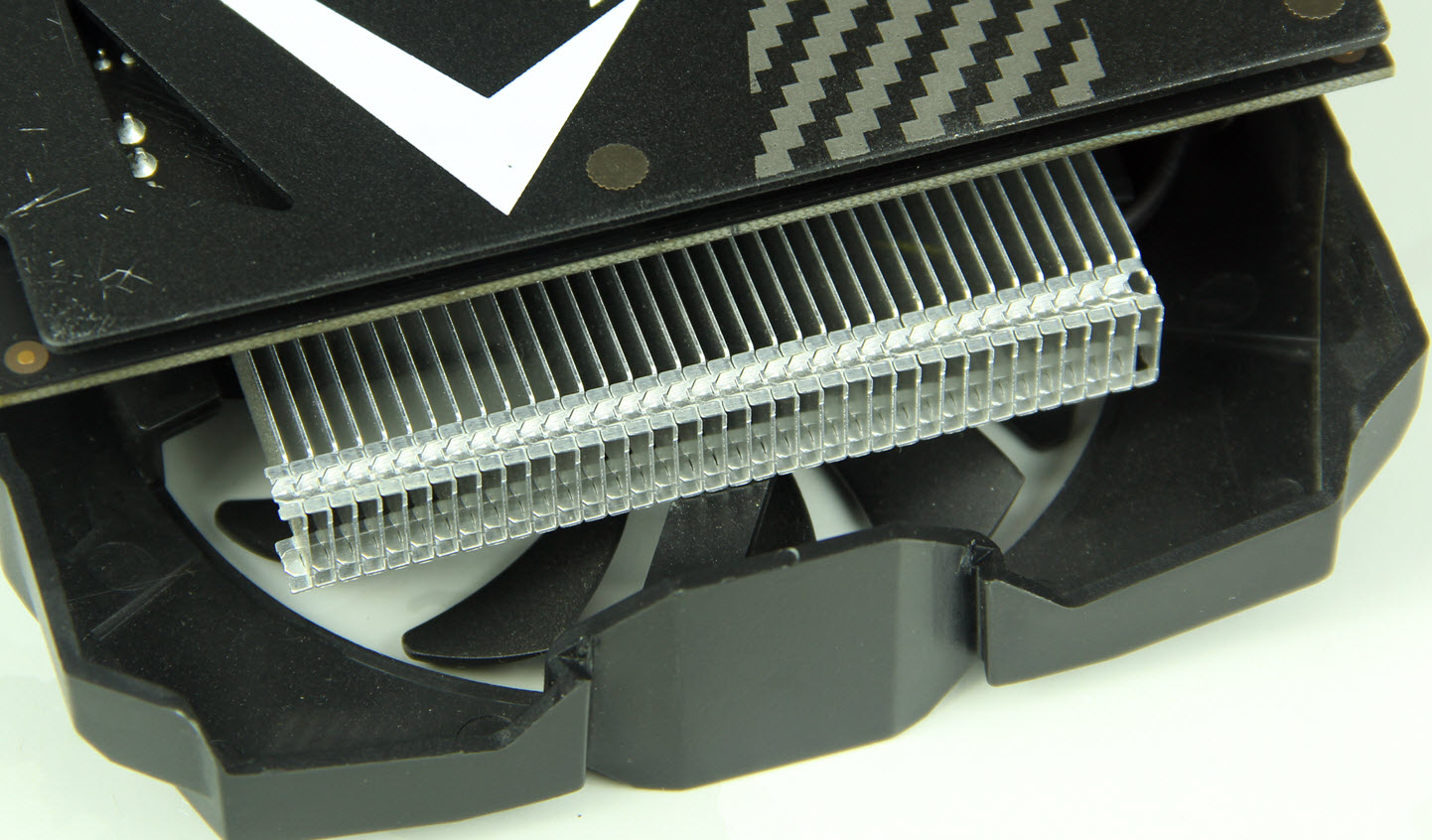 我是真心带你吃鸡！用上“看到声音”哪怕只有手枪也能撑到最后