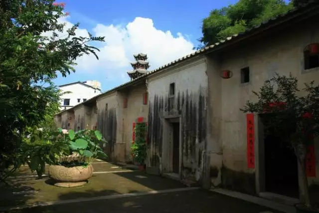 最成功的文旅小镇,只一眼就让你爱上一座城市