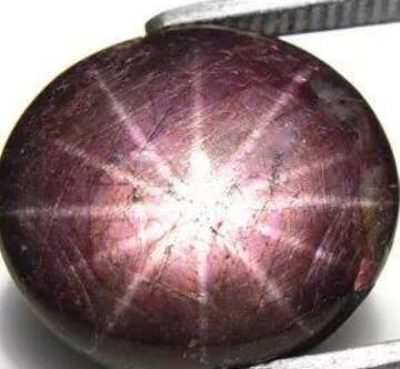 鉴别星光宝石的最简单方法,一般星光宝石值多少钱