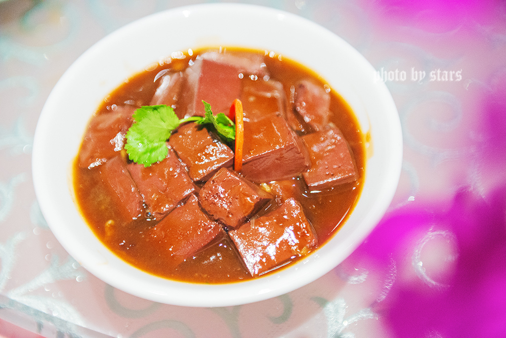 又一家暖爆上海冬天的网红黄金锅，让你穿越TVB