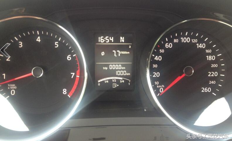 速腾新款掉价,2017款速腾日间行车灯