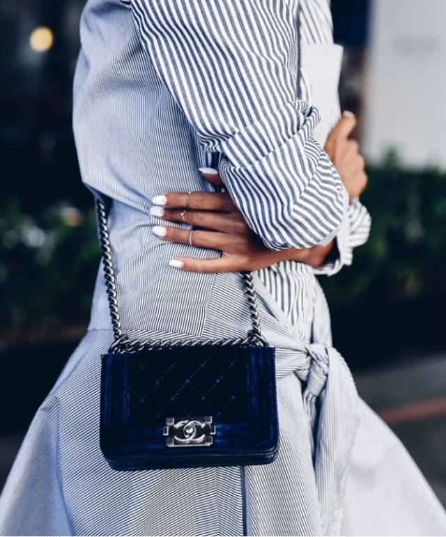 出门也能拎的包包,出门能装东西的包包