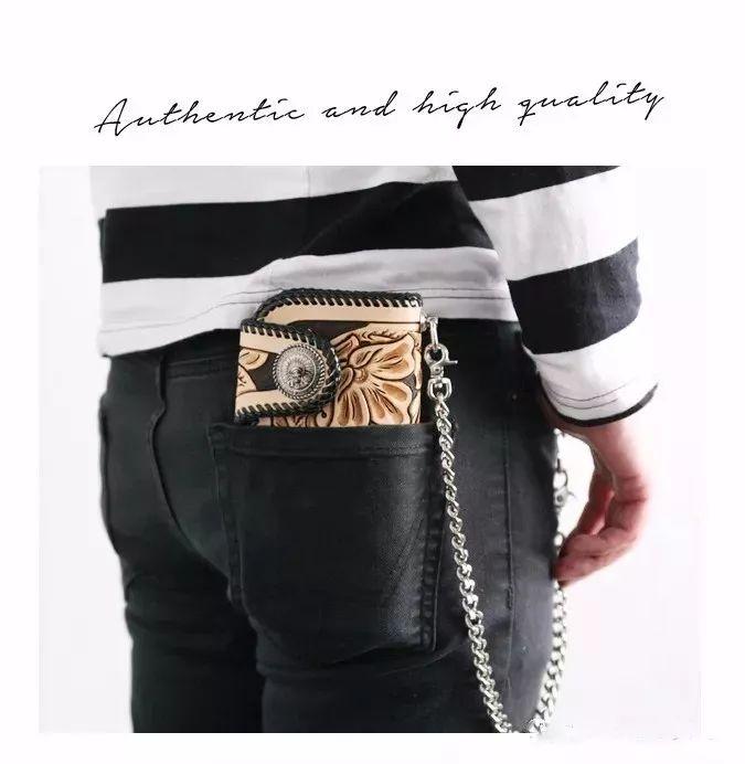 产品数量位居日本皮具界NO.1，这个画风不同的品牌文化糅合的结果