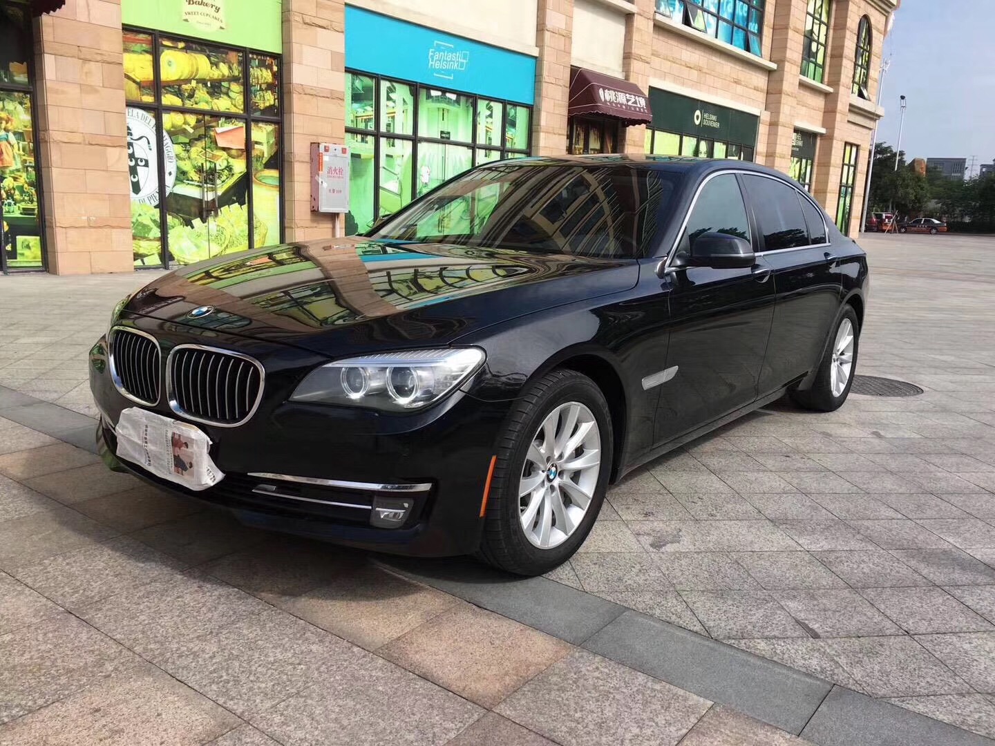 宝马新740落地多少钱,宝马740落地价2020款