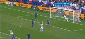 世界足球十大巨星的故事,世界足坛十大助攻