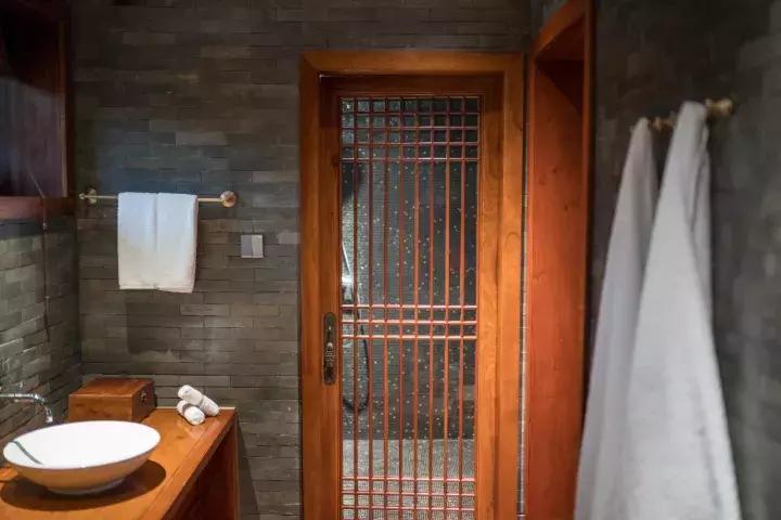 罗莱夏朵杭州紫萱度假村招聘,罗莱夏朵紫萱度假村logo