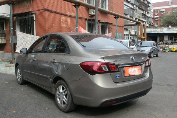 花了3万6买个二手车,买长安悦翔有什么优惠