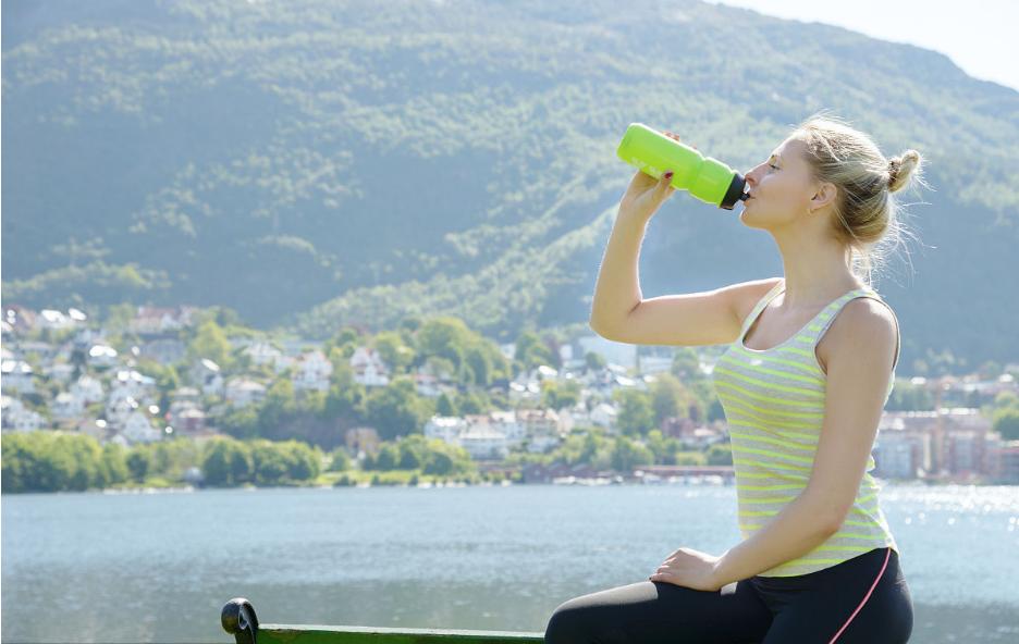 在家如何快速缓解脸部泛红发烫,如何缓解脸颊突然发红发烫
