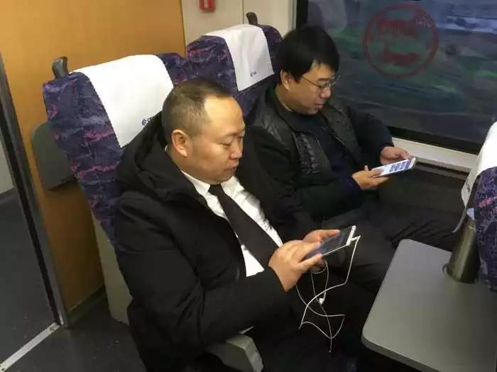 西成高铁和西成高铁比较,西成高铁经过重庆吗