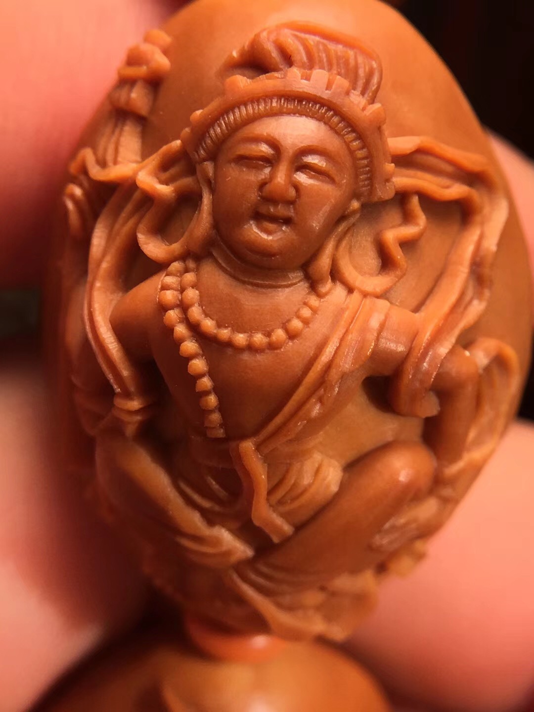 橄榄核里边都干了还容易开裂吗,橄榄核开裂用蛋清还是用502