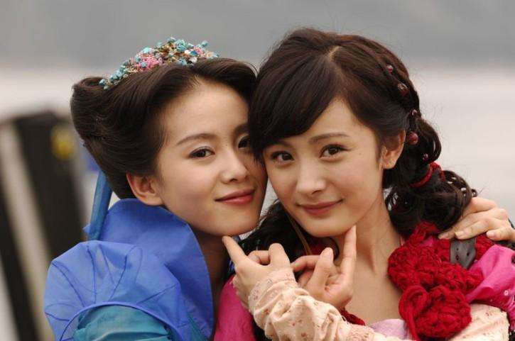 18年唐嫣过生日时杨幂有送祝福吗,唐嫣连续六年送上杨幂生日祝福