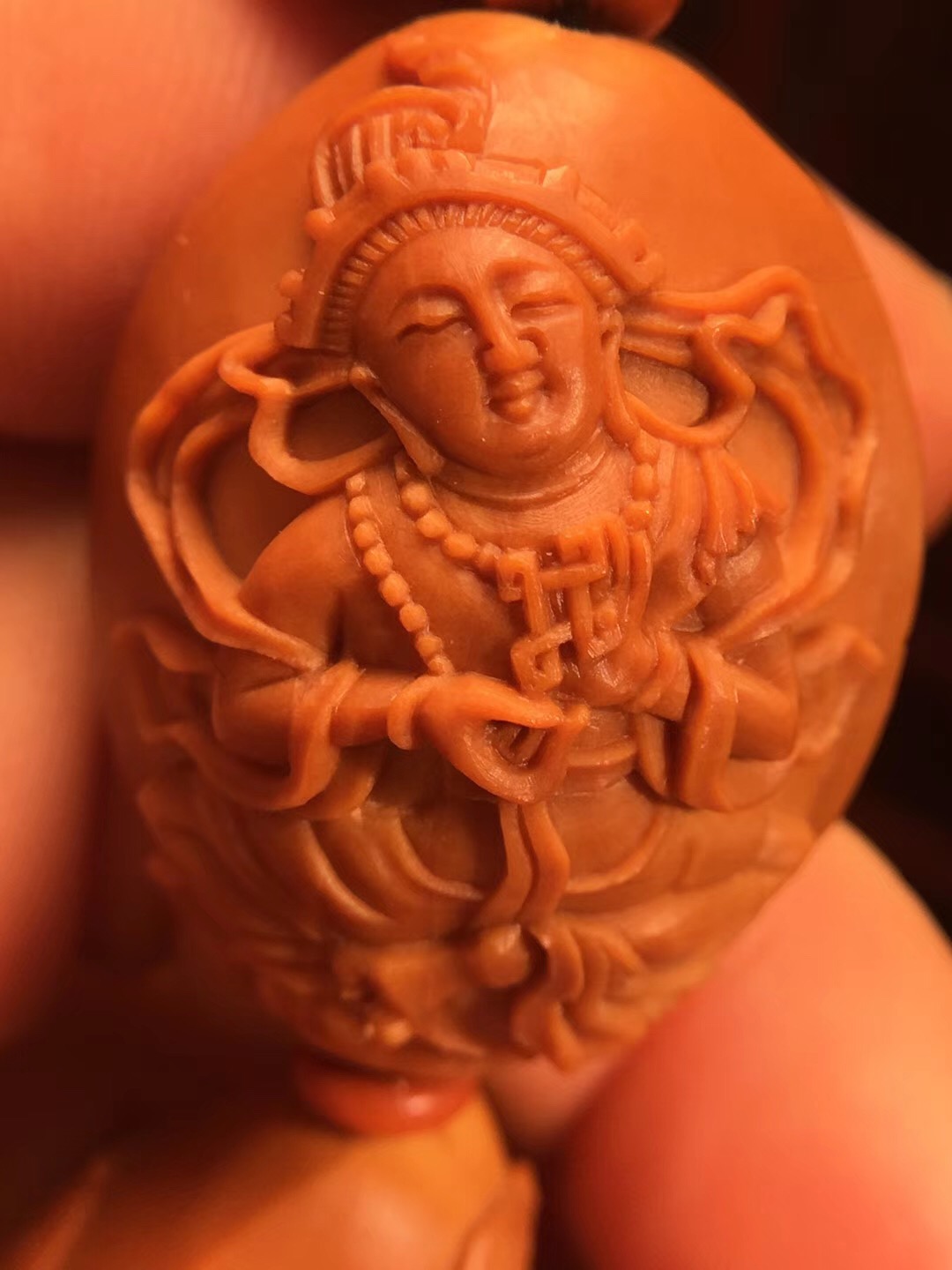 橄榄核里边都干了还容易开裂吗,橄榄核开裂用蛋清还是用502