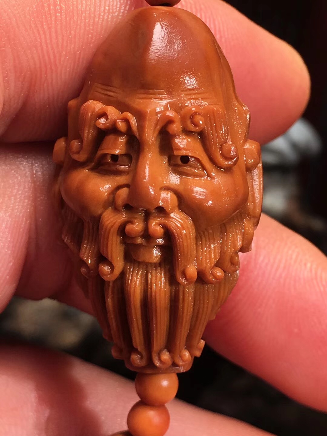 橄榄核里边都干了还容易开裂吗,橄榄核开裂用蛋清还是用502