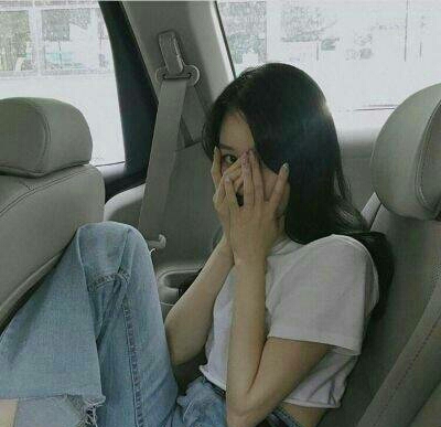 愿你曲终人散不为谁独自悲欢,愿你曲终人散不再为谁独悲欢