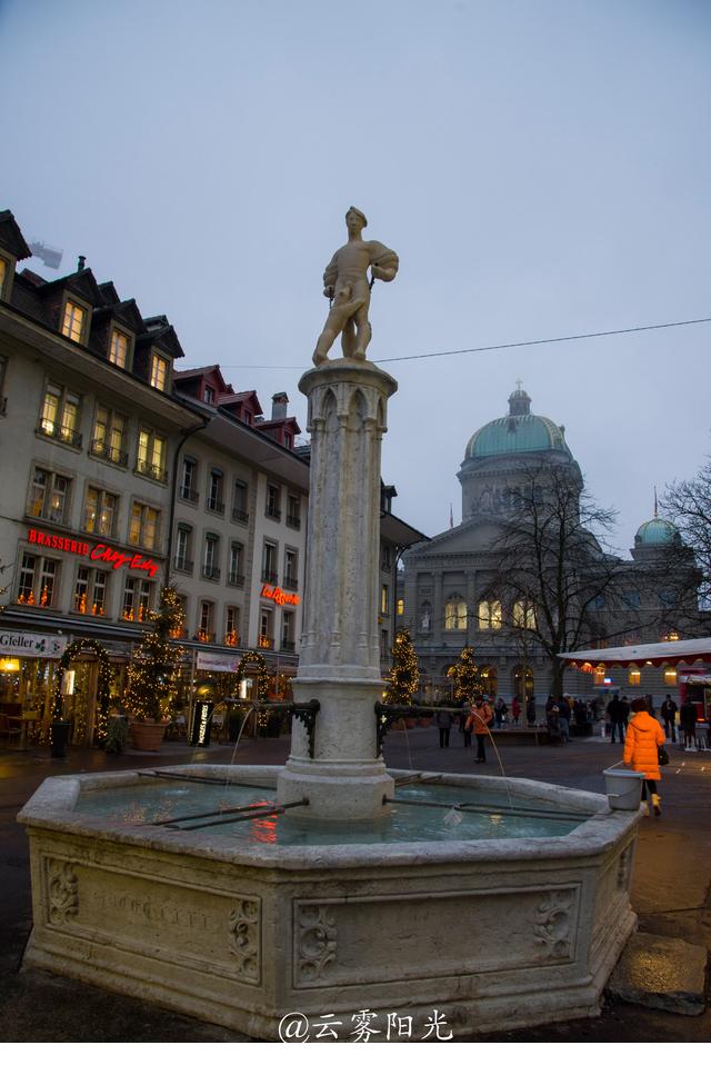 这座以熊命名的城市，不仅是首都，还成了世界文化遗产