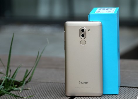 荣耀7xemui10升级名单,畅玩7xemui5.1